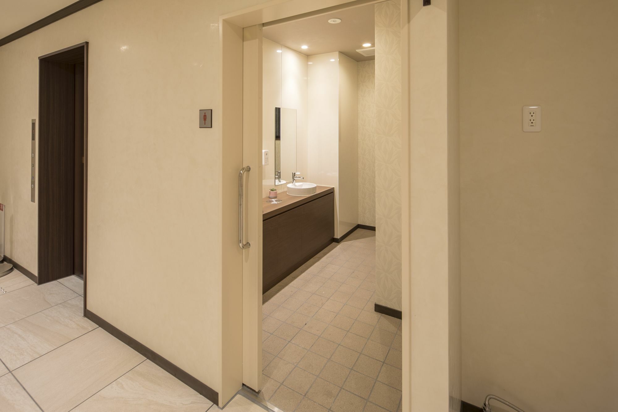 Hotel Wbf Yodoyabashi Minami Osaka Zewnętrze zdjęcie